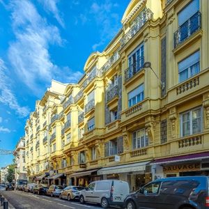 Property in Carre d'Argent