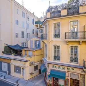 Property in Carre d'Argent