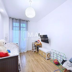 Property in Carre d'Argent