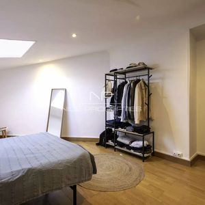 Property in Carre d'Or