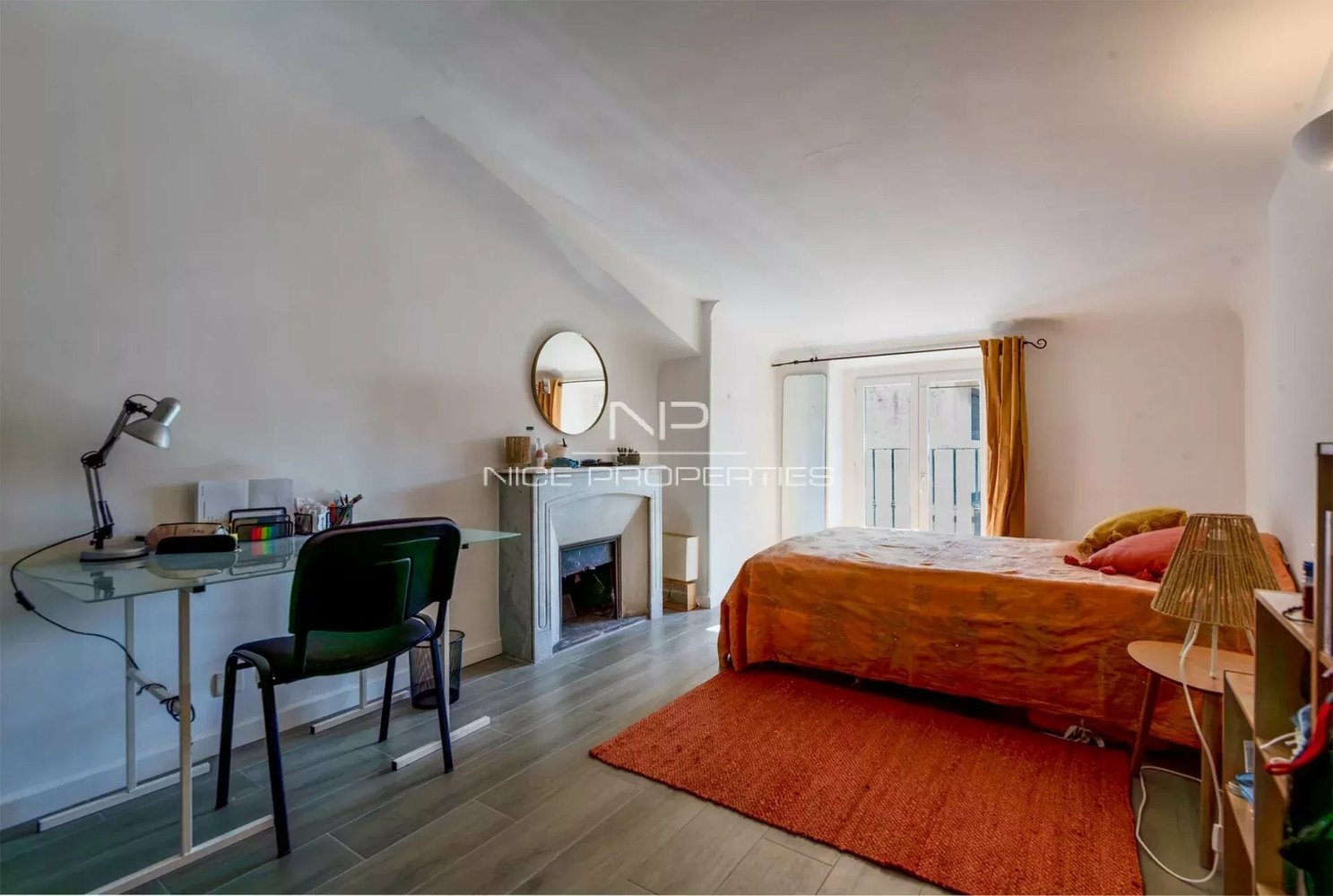 Property photo in Carre d'Or