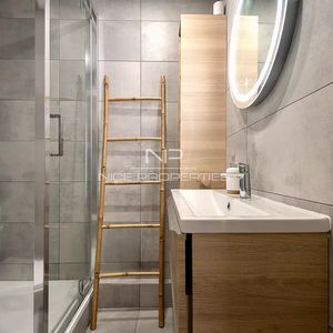 Property in Carre d'Or