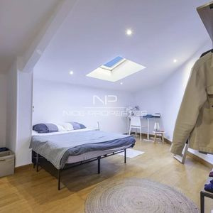 Property in Carre d'Or