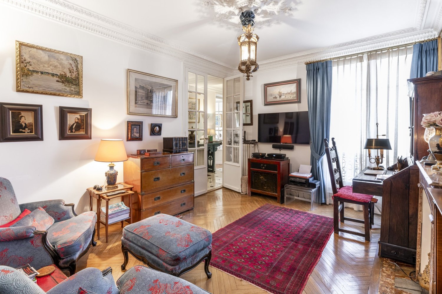 Property photo in Carre d'Or