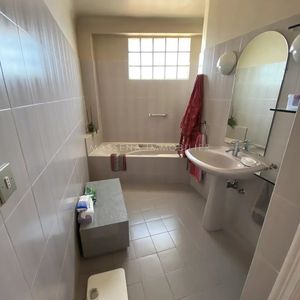 Property in Carre d'Or