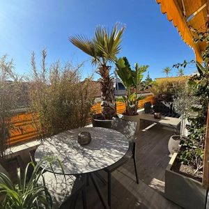 Property in Carre d'Or