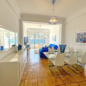 Property in Carre d'Or