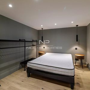 Property in Carre d'Or