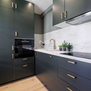 Property in Carre d'Or