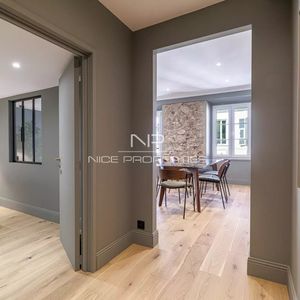 Property in Carre d'Or