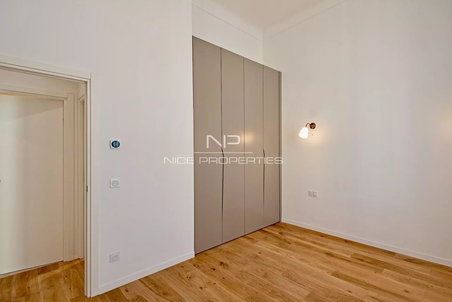 Property photo in Carre d'Or