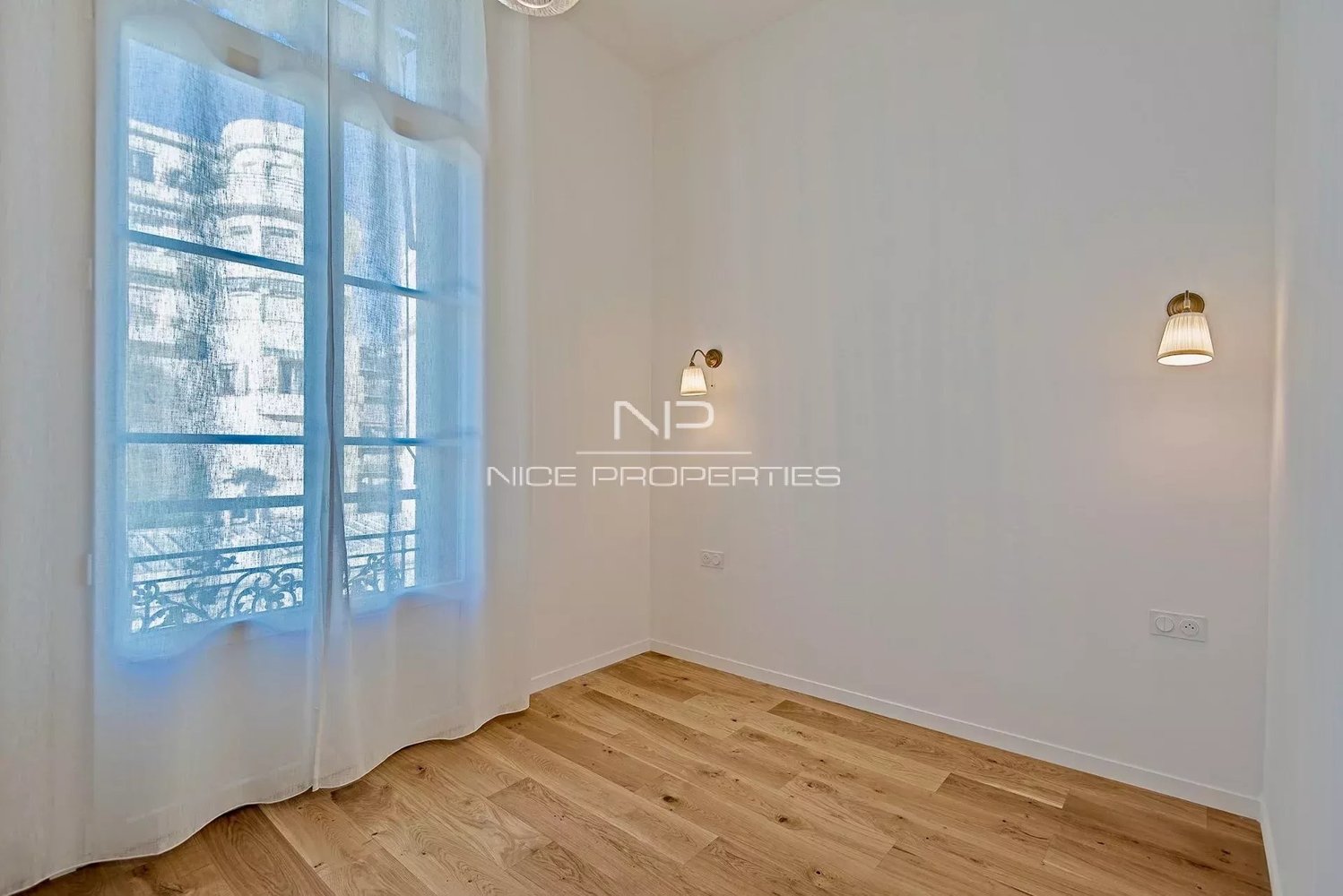 Property photo in Carre d'Or