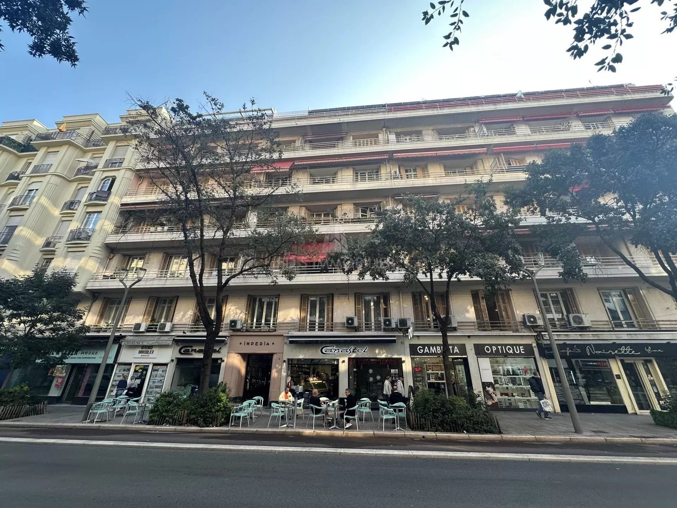 Property photo in Carre d'Or