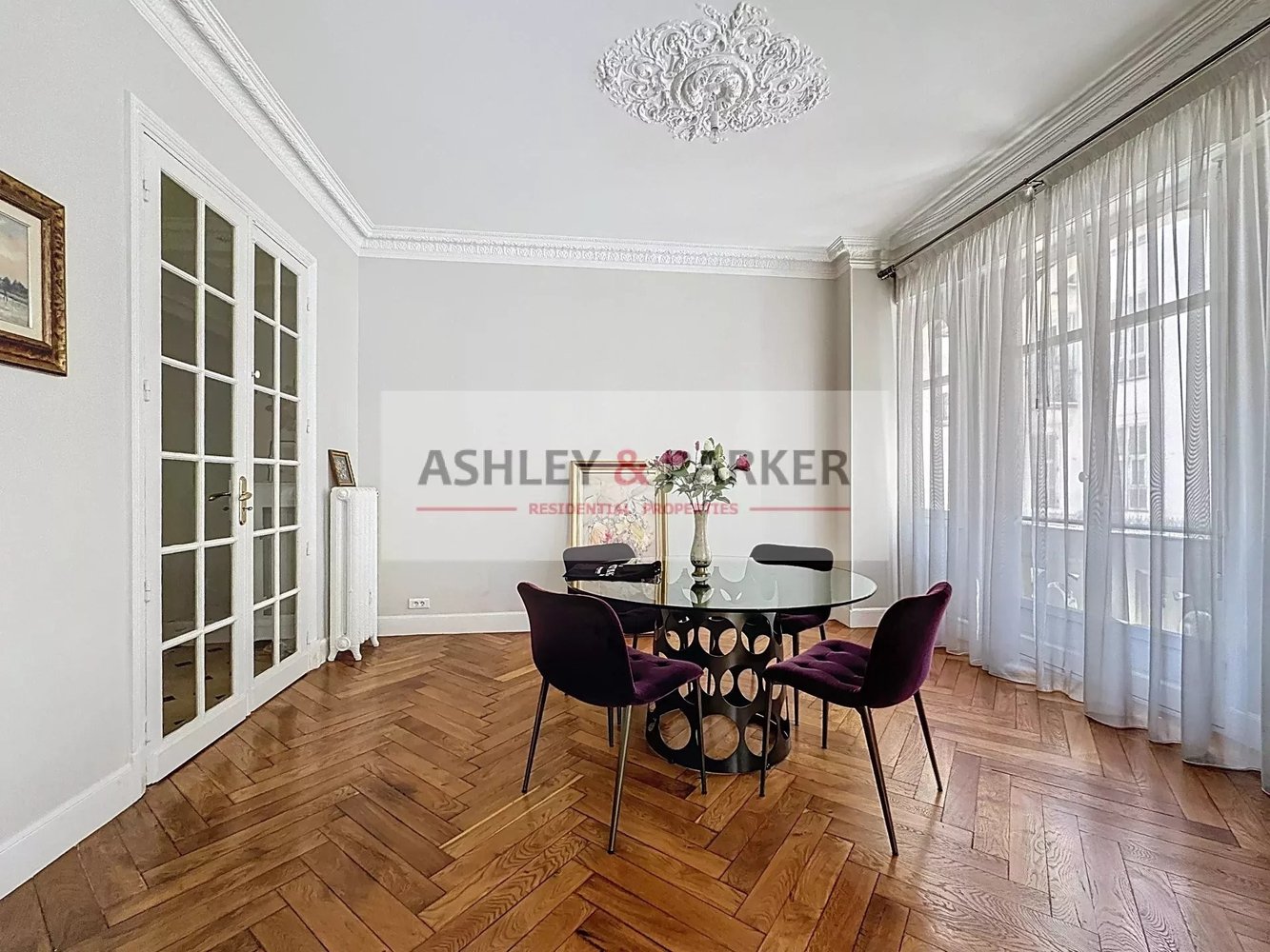 Property photo in Carre d'Or