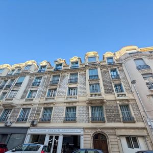 Property in Carre d'Or