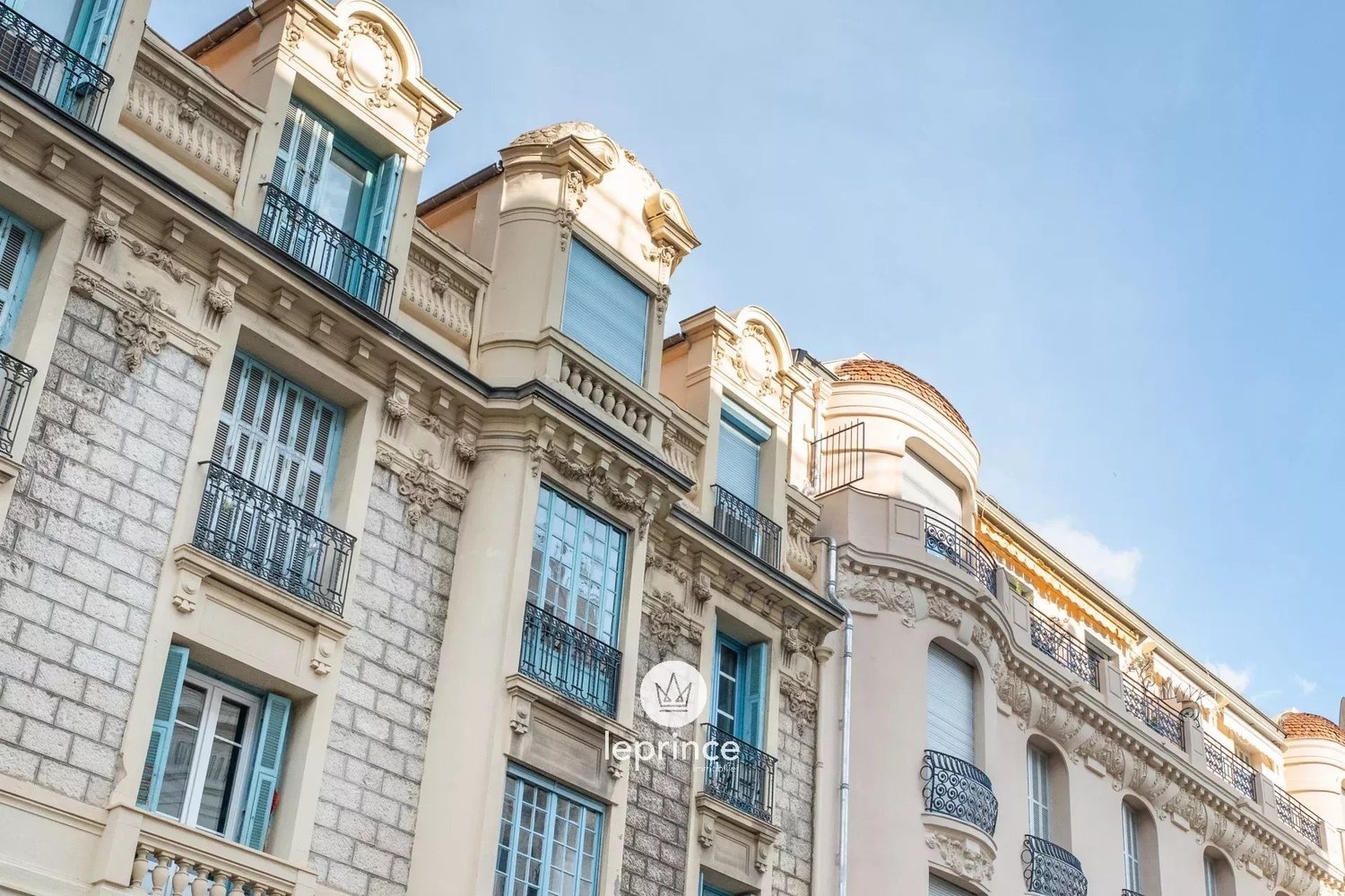 Property photo in Carre d'Or