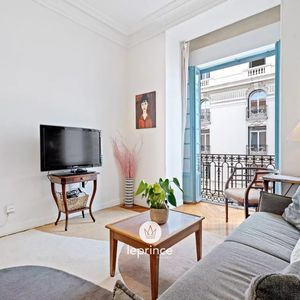 Property in Carre d'Or