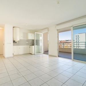 Property in Carre d'Or