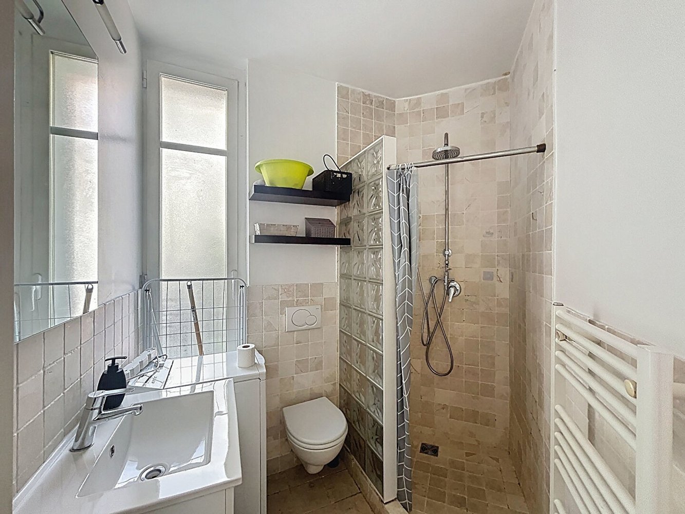 Property photo in Carre d'Or