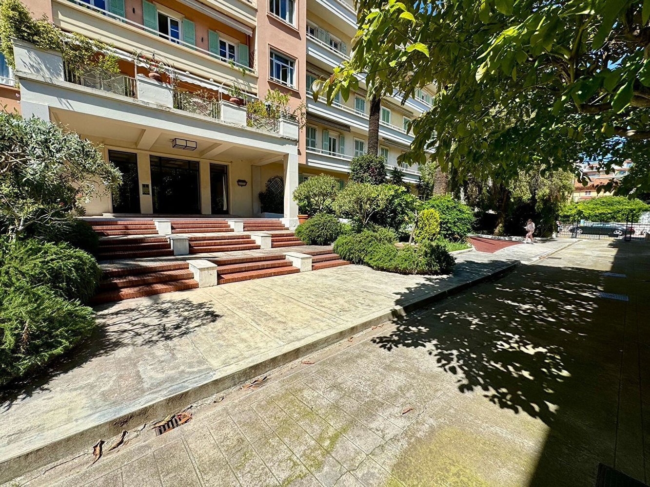 Property photo in Carre d'Or