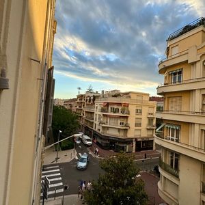 Property in Carre d'Or