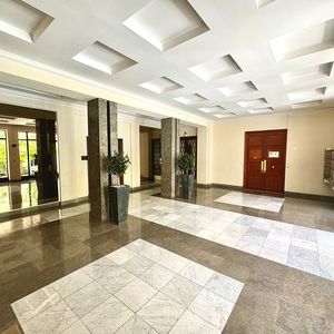 Property in Carre d'Or