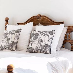 Property in Carre d'Or