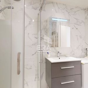 Property in Carre d'Or