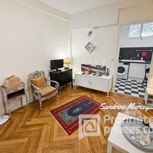 Property in Carre d'Or