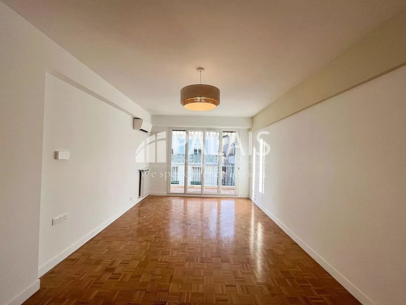 Property photo in Musicians Quarter