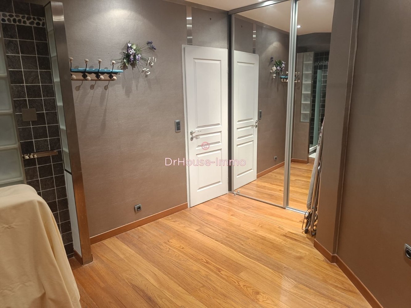 Property photo in Musicians Quarter