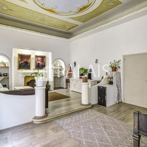 Property in Old Town