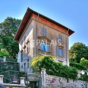 Property in Old Town