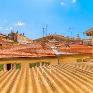 Property in Old Town