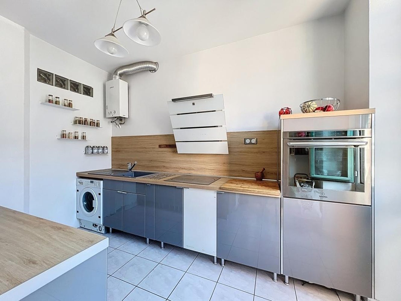 Property photo in Port