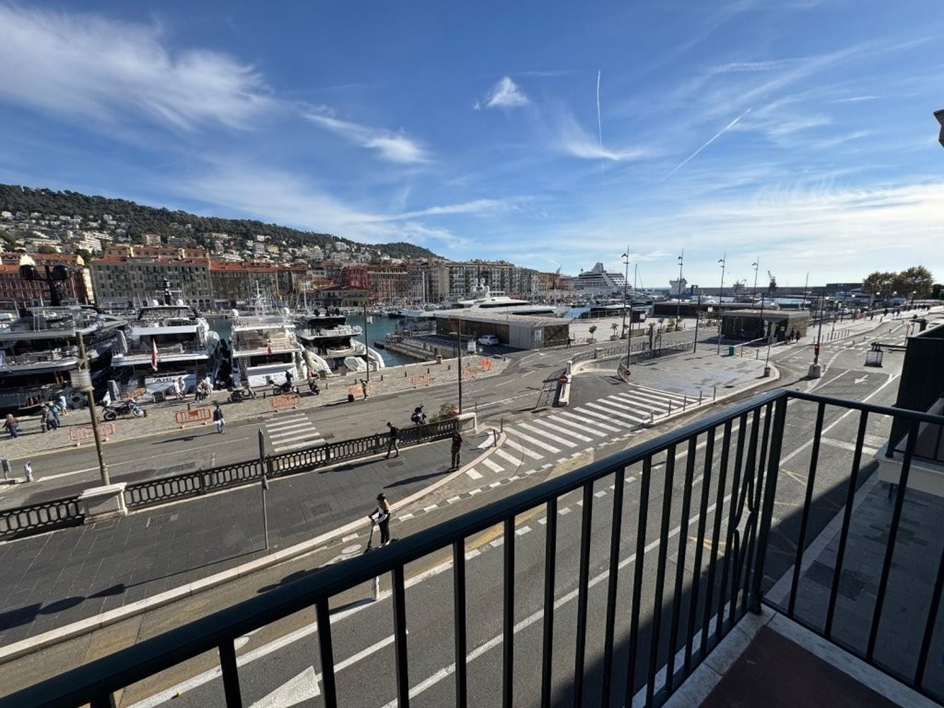 Property photo in Port