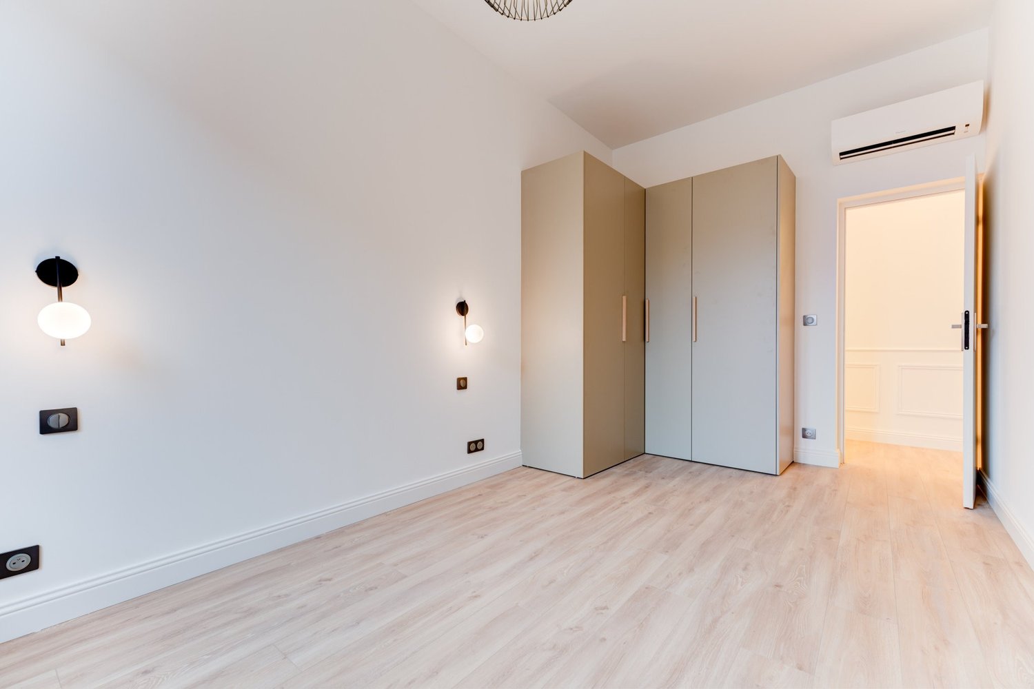 Property photo in Port