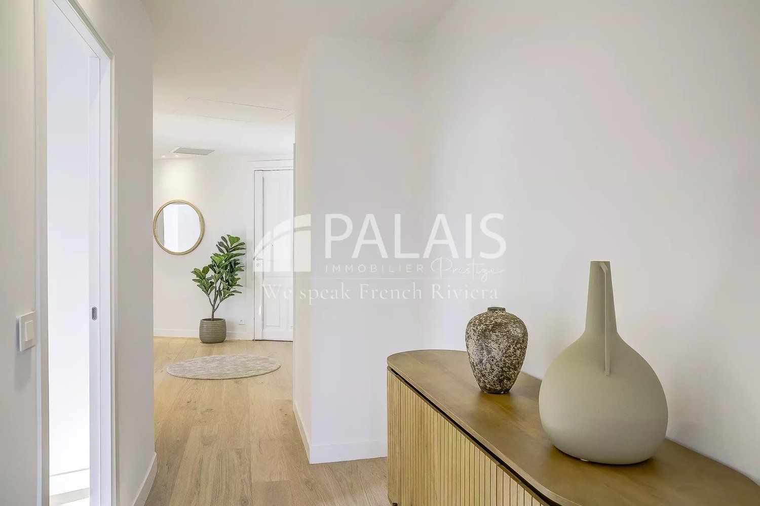 Property photo in Port