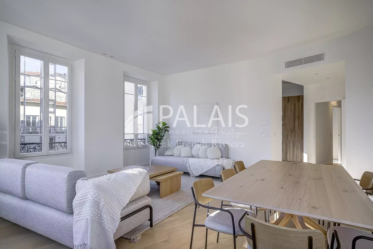 Property photo in Port