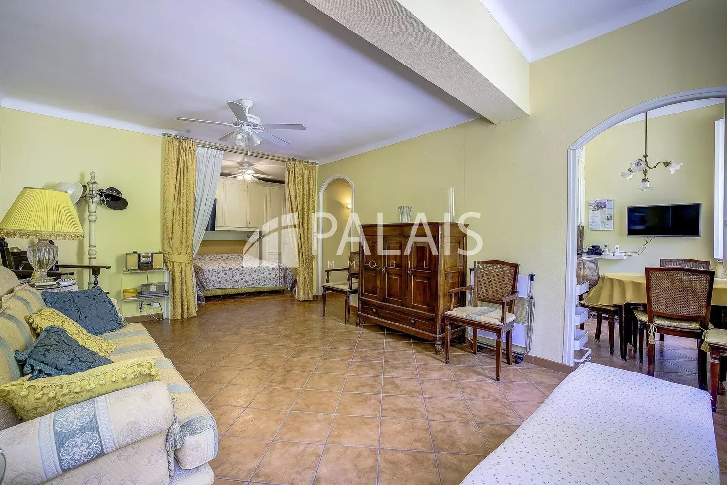 Property photo in Port