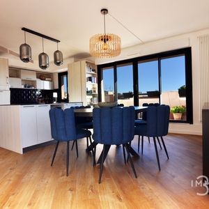 Property in Carre d'Argent