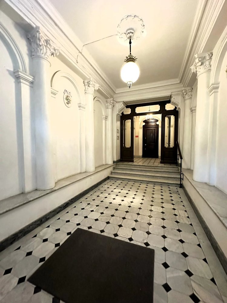 Property photo in Carre d'Argent