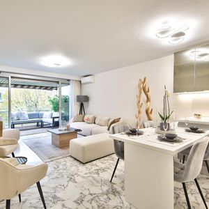 Property in Carre d'Argent