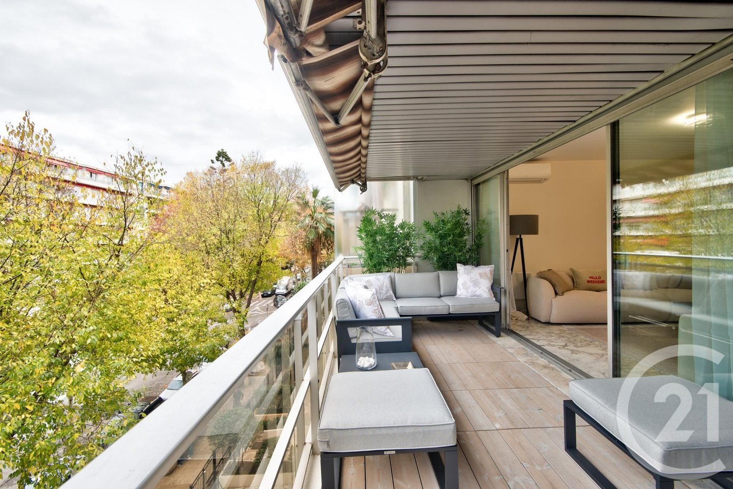 Property photo in Carre d'Argent