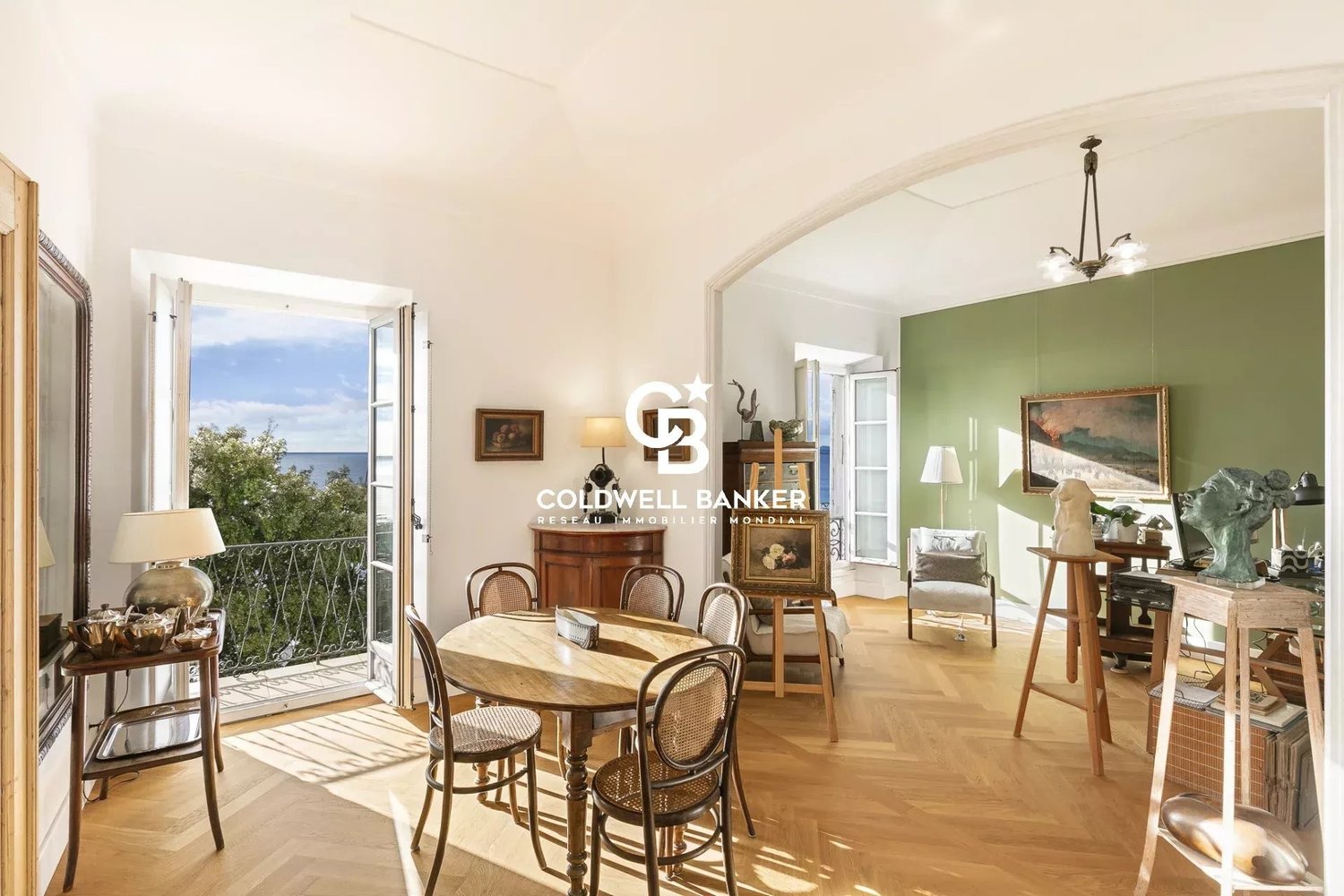 Property photo in Carre d'Argent