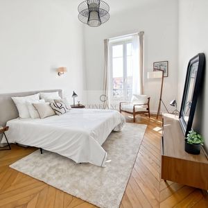 Property in Carre d'Argent