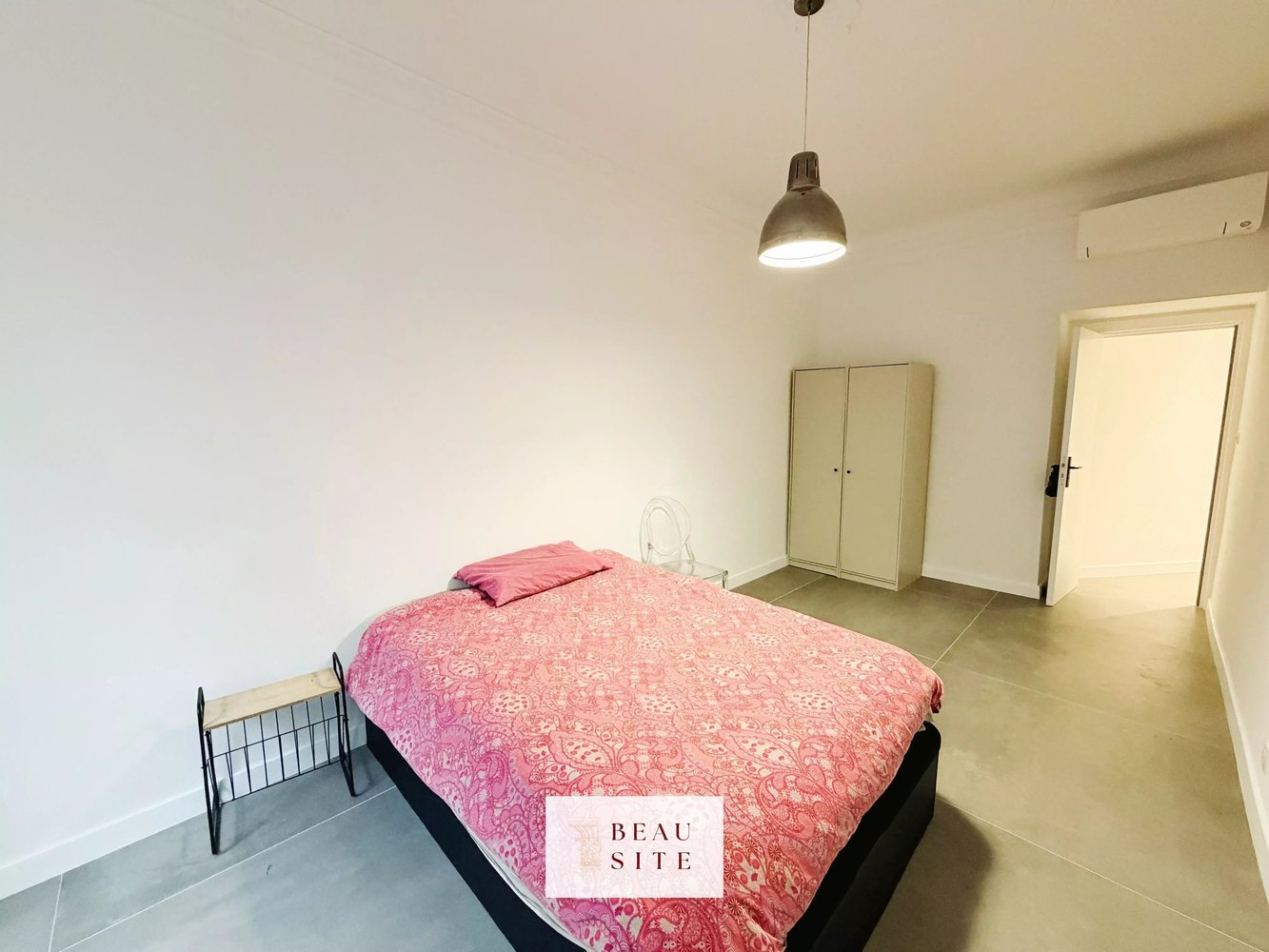 Property photo in Carre d'Argent