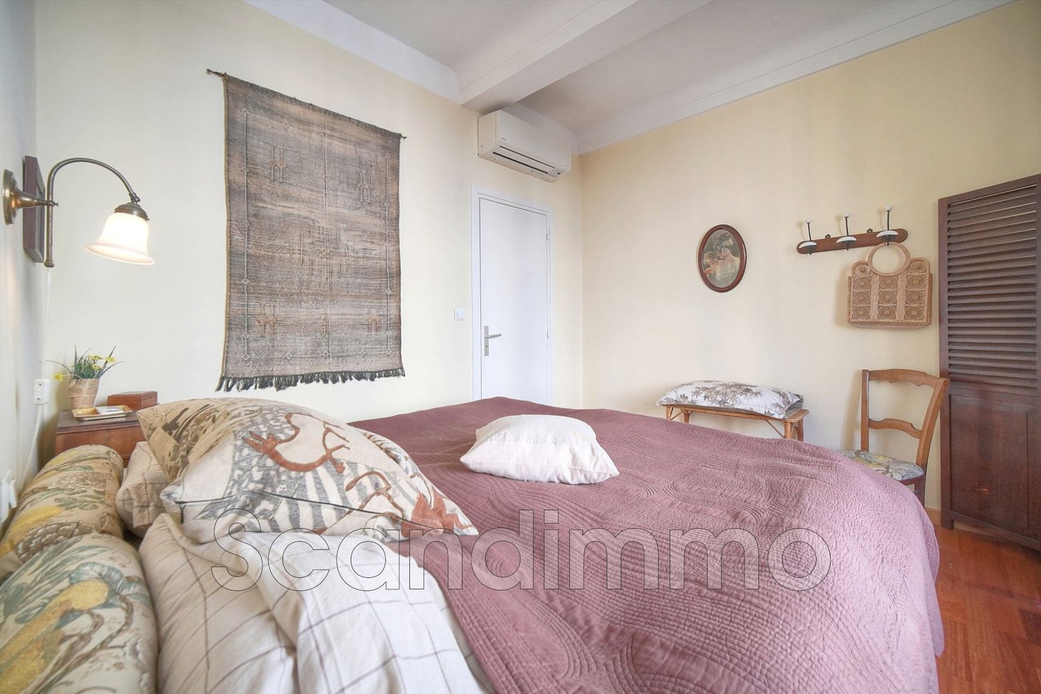 Property photo in Carre d'Or