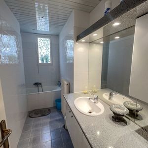 Property in Carre d'Or