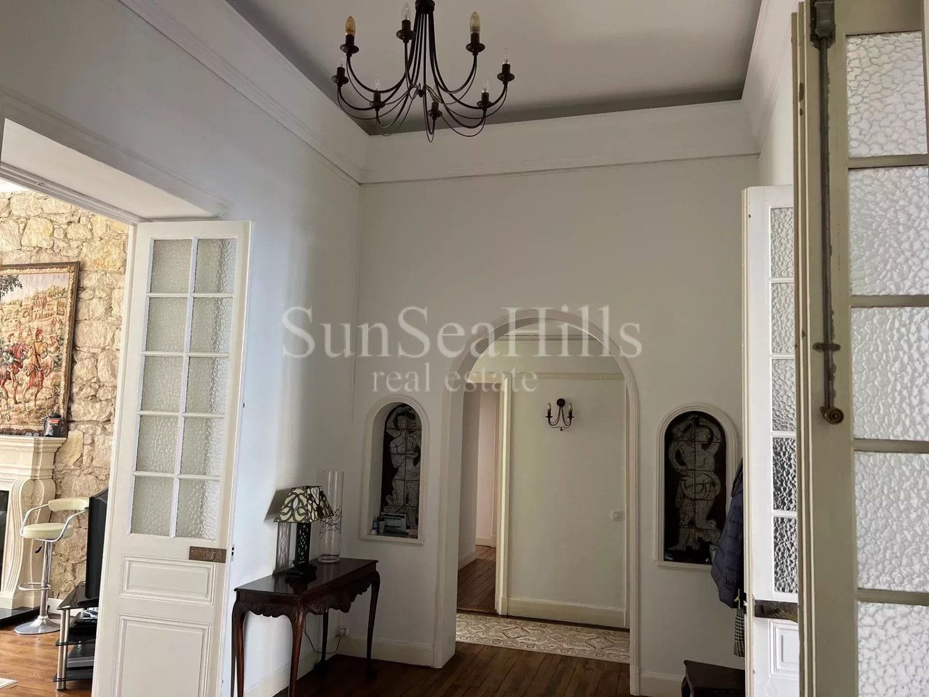 Property photo in Carre d'Or